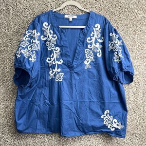 Torrid Belle Isle Top Women’s 4X Blue/White Embroidered Short Puff Sleeve V-Neck